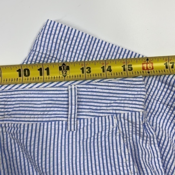 Chaps Blue & White Striped Seersucker Bermuda Shorts Size 8P - Picture 3 of 10